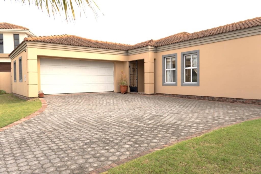 3 Bedroom Property for Sale in Summerstrand Eastern Cape